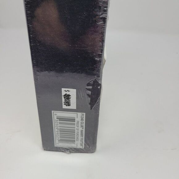 Clue Mystery Game Harry Potter Moving Hogwarts Gameboard  Hasbro New Sealed READ - Picture 6 of 12